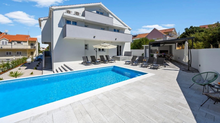 Prodej vily 234 m², Šibenik, Chorvatsko