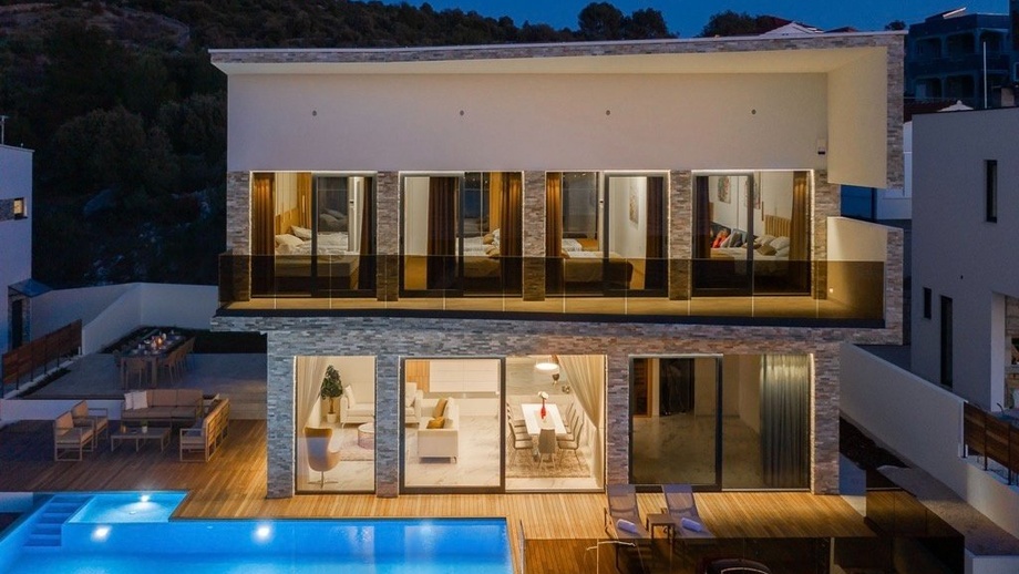 Prodej rodinné domy, 270 m² - Rogoznica