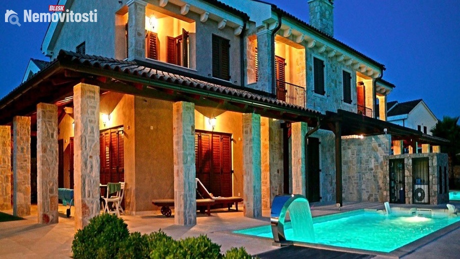 Prodej vily 300 m², Krk, Chorvatsko