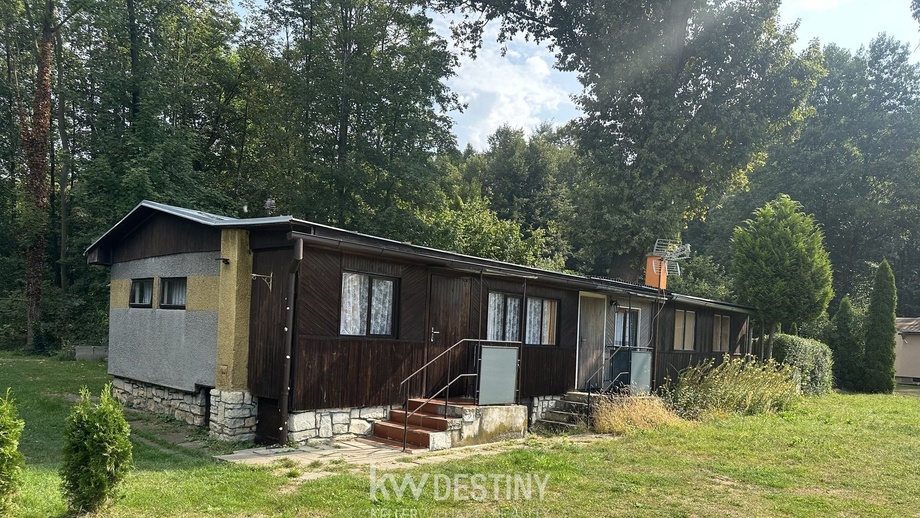 Prodej chata, 47 m² - Počedělice