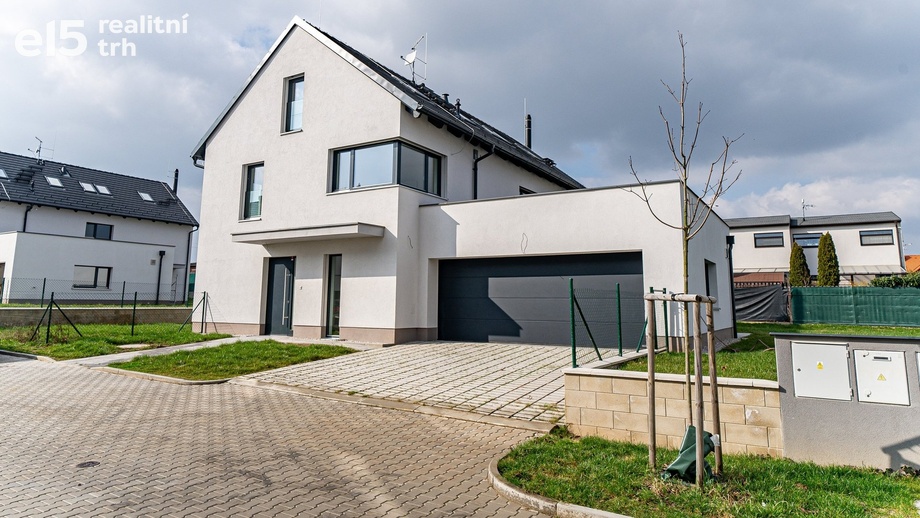 Prodej rodinné domy, 271 m² - Horoměřice