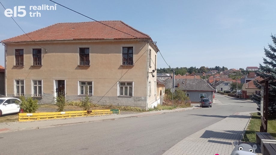Prodej činžovního domu 846 m², Benešov