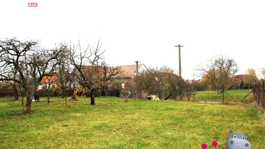 Prodej stavebního pozemku 842 m², Hevlín
