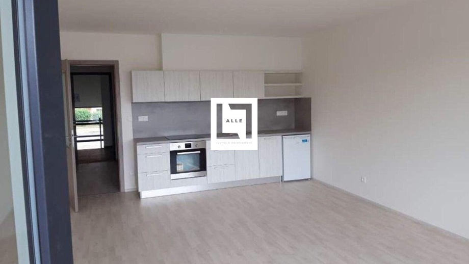 Pronájem byty 1+kk, 38 m² - Olomouc - Povel
