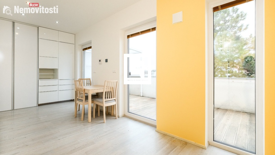 Pronájem bytu 1+kk 26 m², Olomouc - Nová Ulice