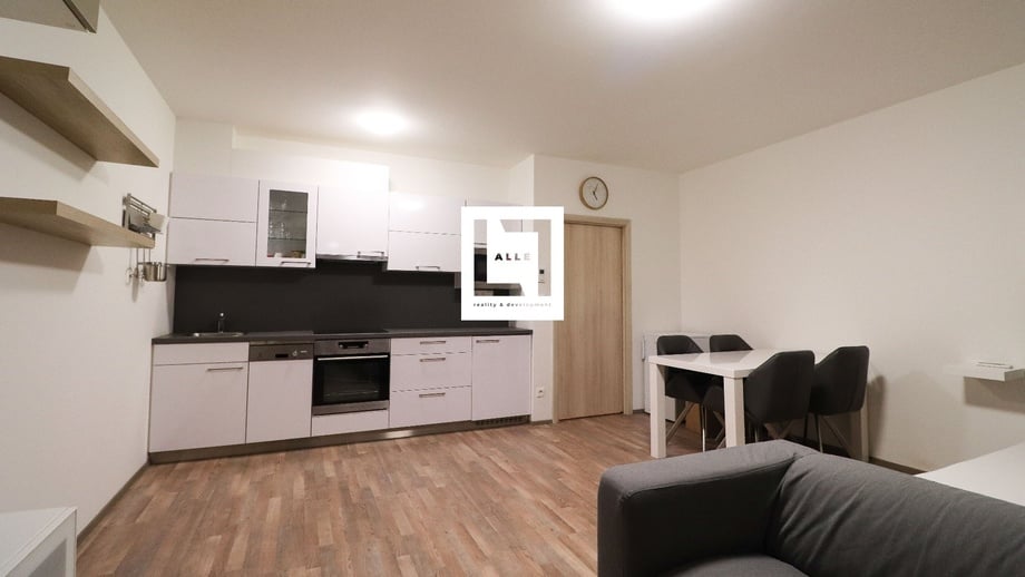 Pronájem byty 1+kk, 36 m² - Olomouc - Povel