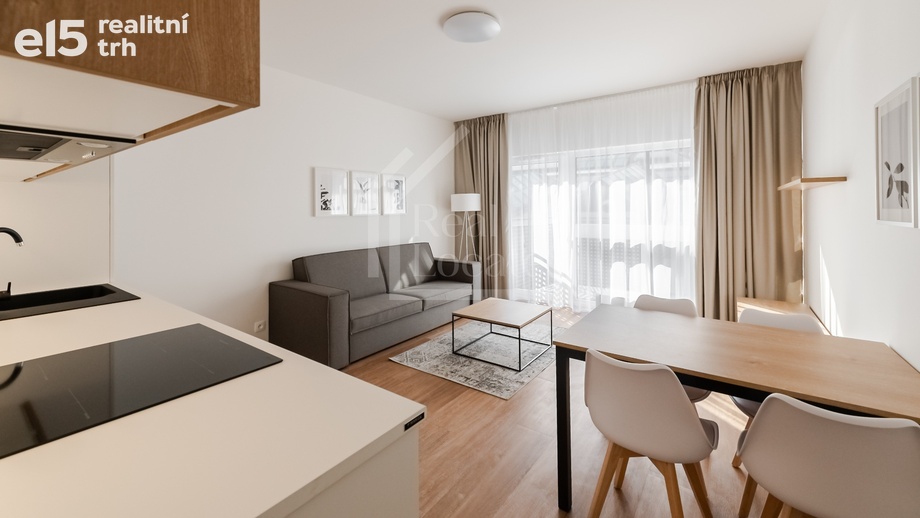 Pronájem byty 2+kk, 61 m² - Praha - Karlín