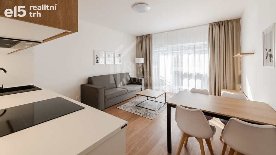 Pronájem byty 2+kk, 61 m² - Praha - Karlín