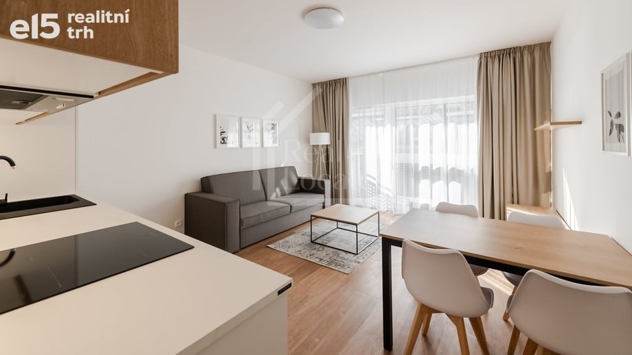 Pronájem byty 2+kk, 61 m² - Praha - Karlín