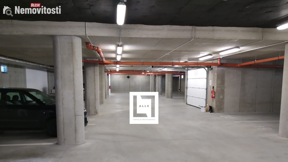Prodej garážového stání 15 m², Olomouc - Povel