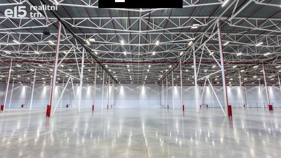 Pronájem skladu 6 292 m², Tábor