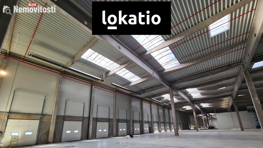 Pronájem skladu 11 000 m², Cheb