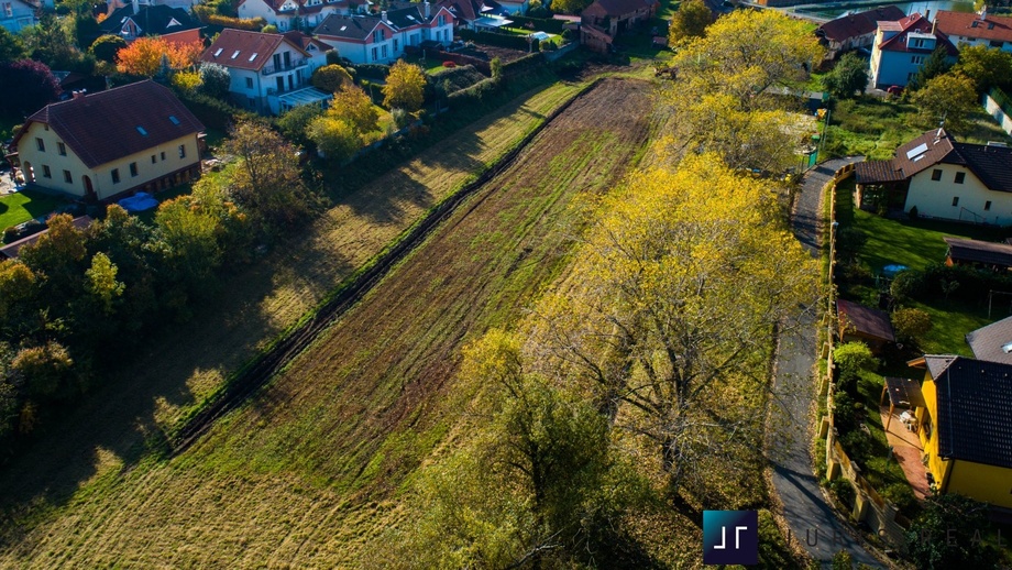 Prodej stavebního pozemku 882 m², Bašť