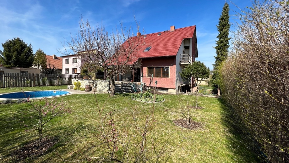 Prodej rodinné domy, 200 m² - Obříství
