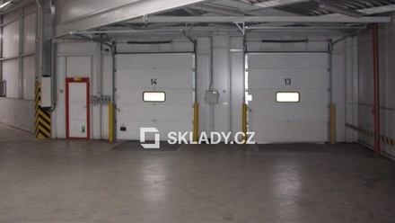 Pronájem skladu 500 m², Černožice