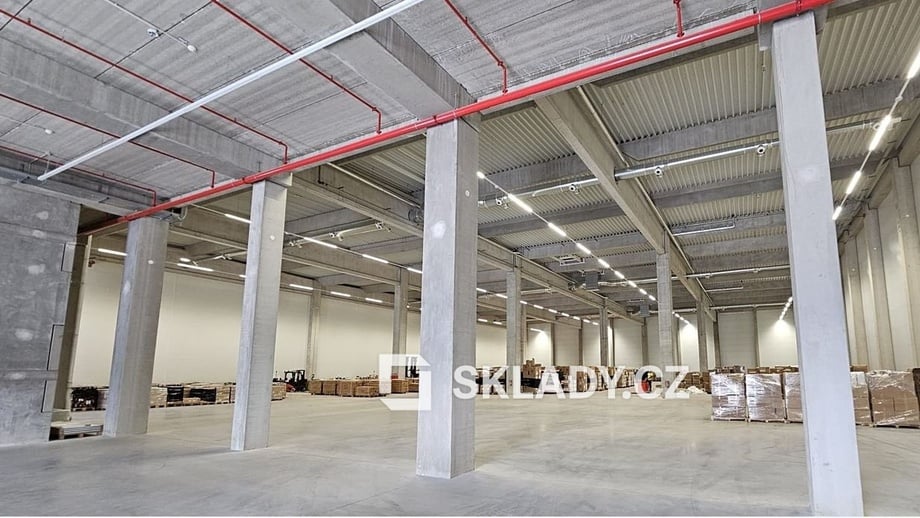 Pronájem sklady, 4 000 m² - Český Těšín