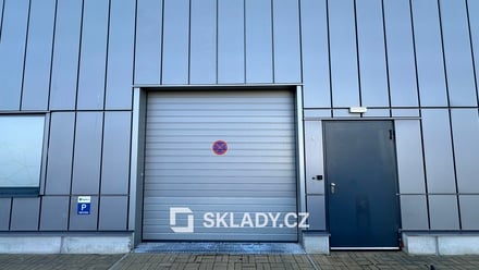 Pronájem skladu 163 m², Chrášťany