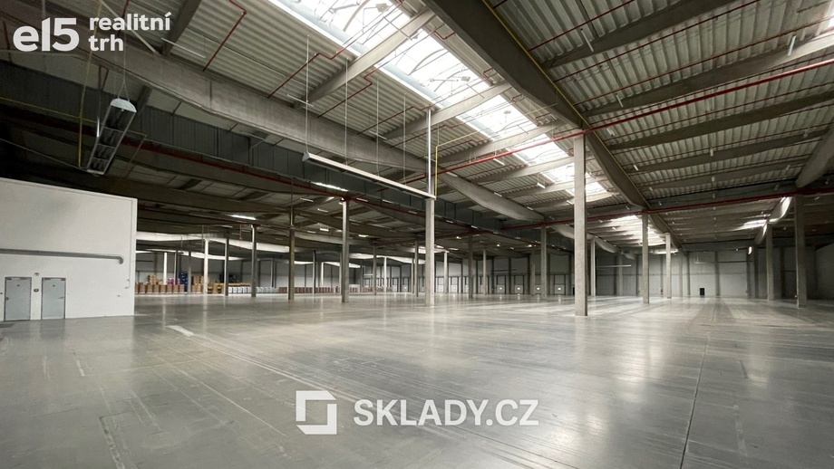 Pronájem skladu 18 000 m², Velká Bíteš