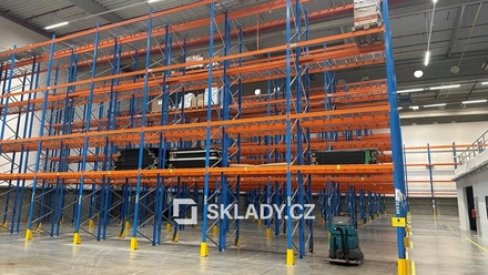 Pronájem skladu 2 010 m², Kozomín