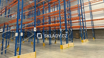 Pronájem skladu 2 010 m², Kozomín