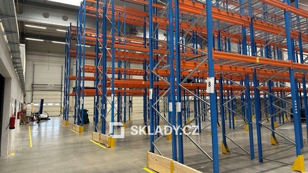 Pronájem skladu 2 010 m², Kozomín