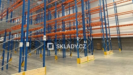 Pronájem skladu 2 010 m², Kozomín