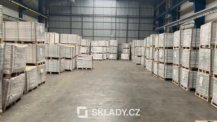 Pronájem skladu 500 m², Odolena Voda