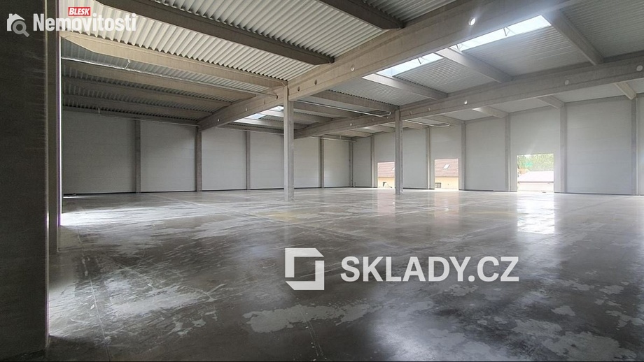 Pronájem skladu 1 000 m², Velké Meziříčí