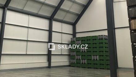 Pronájem skladu 6 500 m², Tuchoraz