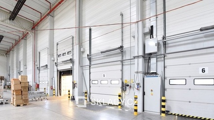 Pronájem skladu 3 980 m², Praha - Hostivař