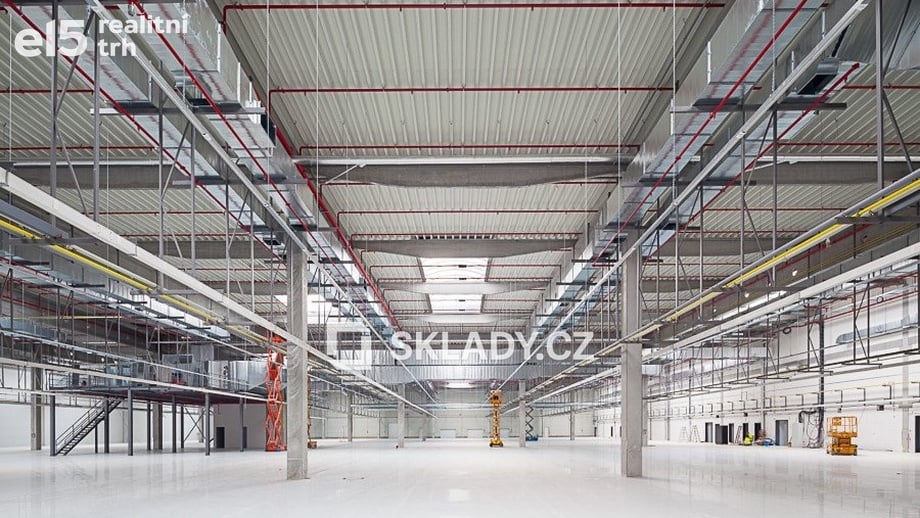 Pronájem skladu 10 000 m², Klášterec nad Ohří