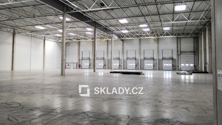 Pronájem skladu 9 330 m², Most