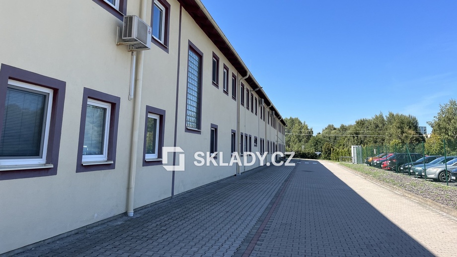 Prodej sklady, 37 000 m² - Planá