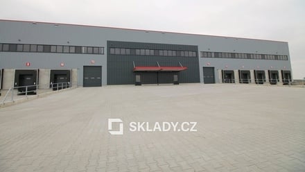 Pronájem skladu 2 800 m², Hostivice