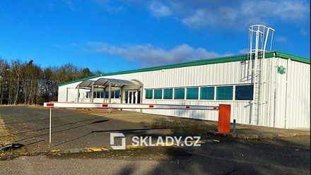 Pronájem skladu 2 435 m², Cheb