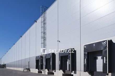 Pronájem skladu 5 000 m², Benátky nad Jizerou