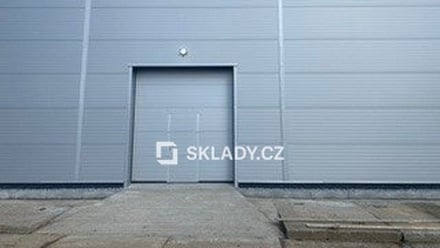 Pronájem skladu 335 m², Uherský Brod