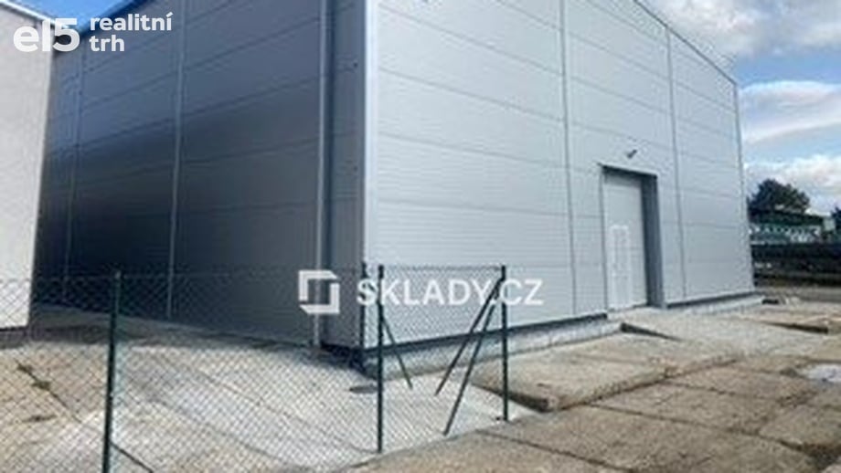 Pronájem skladu 650 m², Uherský Brod