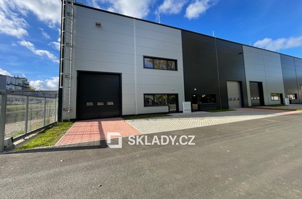 Pronájem skladu 192 m², Králův Dvůr