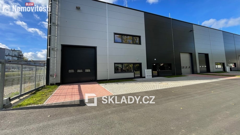 Pronájem skladu 192 m², Králův Dvůr