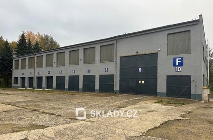 Pronájem skladu 903 m², Žalany