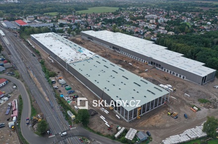 Pronájem skladu 8 000 m², Pardubice