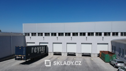 Pronájem skladu 7 000 m², Čelákovice