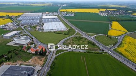 Pronájem skladu 960 m², Praha