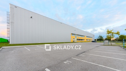 Pronájem skladu 960 m², Praha