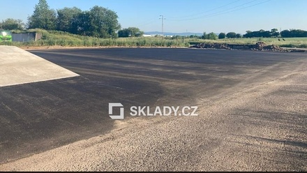 Prodej komerčního pozemku 17 000 m², Poděbrady