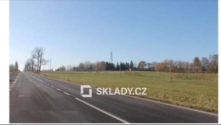 Prodej komerčního pozemku 17 000 m², Poděbrady