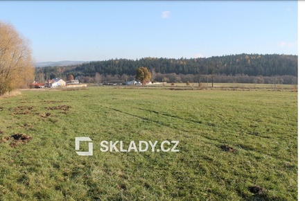 Prodej komerčního pozemku 17 000 m², Poděbrady