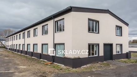 Pronájem skladu 1 550 m², Ostrov