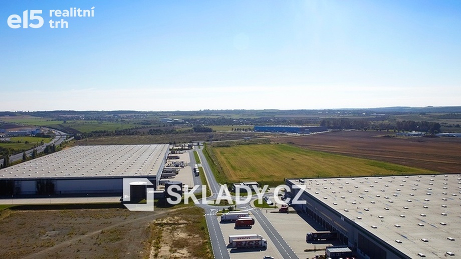 Pronájem skladu 5 100 m², Chrášťany